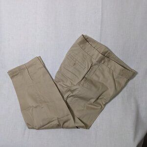 Liz Claiborne Sport Women's Khaki Capri Pants Size 6
